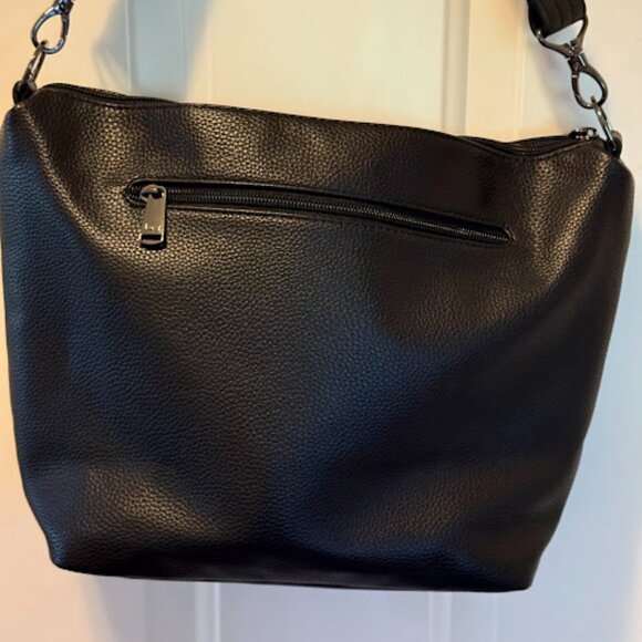 Lug Flare XL Vegan Leather Shoulder/Crossbody Bag Black Quilted - Picture 4 of 12